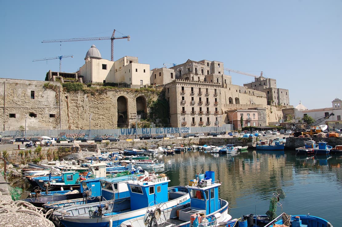 Puteoli (Pozzuoli) — port przybycia Pawła
