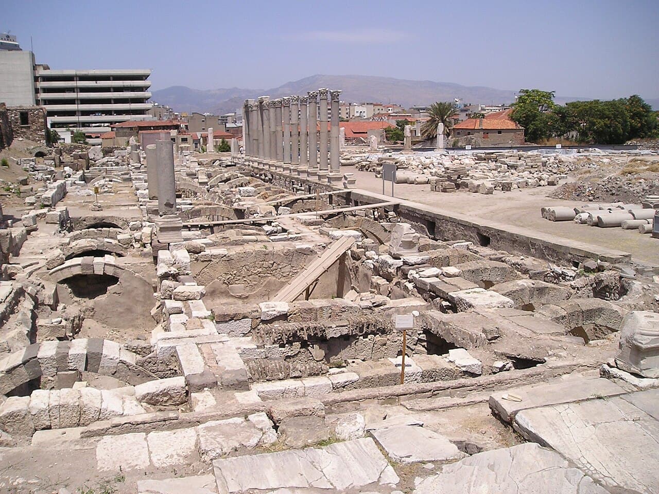 Smyrna: agora i „korona” miasta